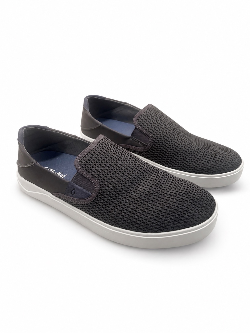 OluKai Lae‘ahi Men’s Slip-On Sneakers | Dark Gray Mesh